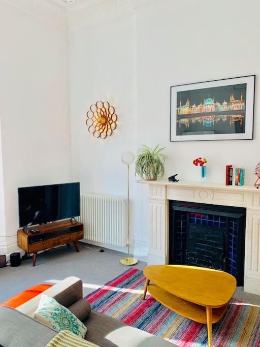 Beautiful Flat Perfect For A Seaside Break! Apartment Brighton Bagian luar foto