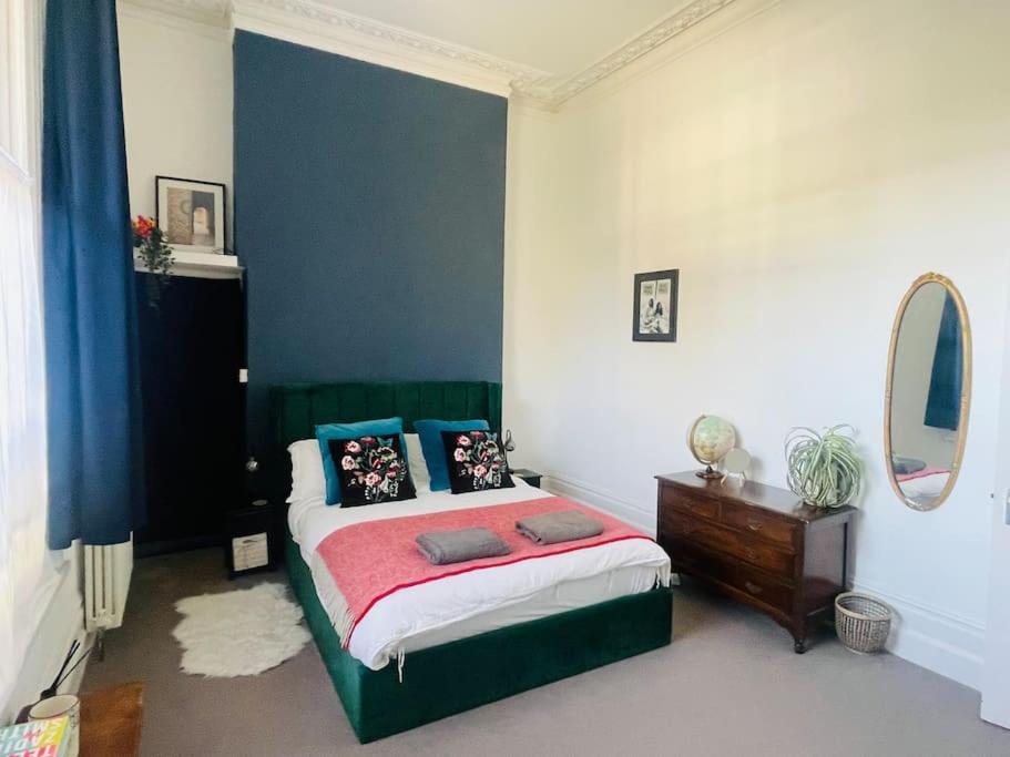 Beautiful Flat Perfect For A Seaside Break! Apartment Brighton Bagian luar foto